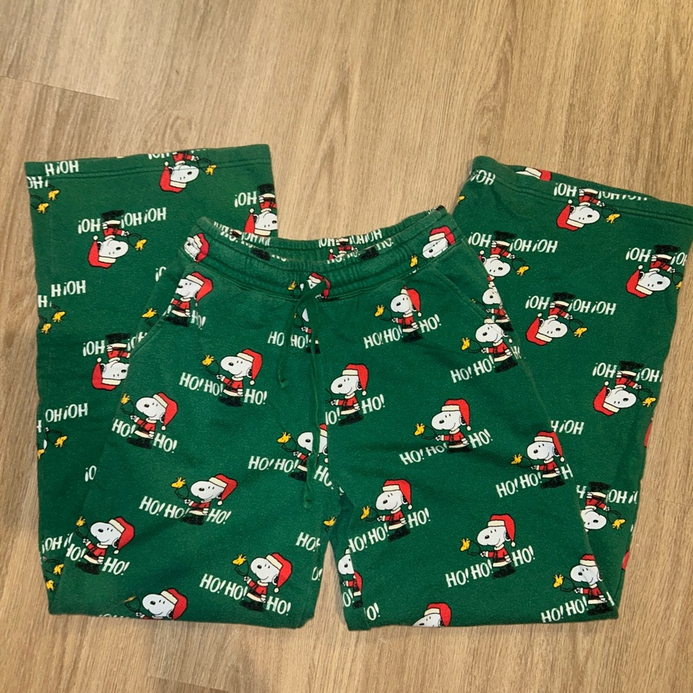 American Eagle Outfitters Green Pajamas